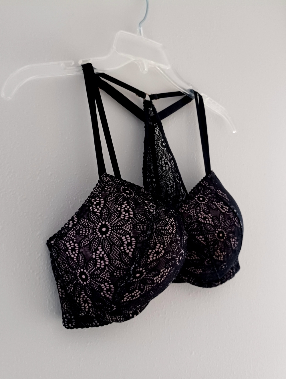 Victoria's Secret Black Lace Push-Up Bra with Nude Lining - Picture 4 of 16
